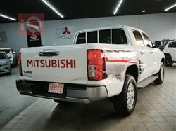 ميتسوبيشي L200